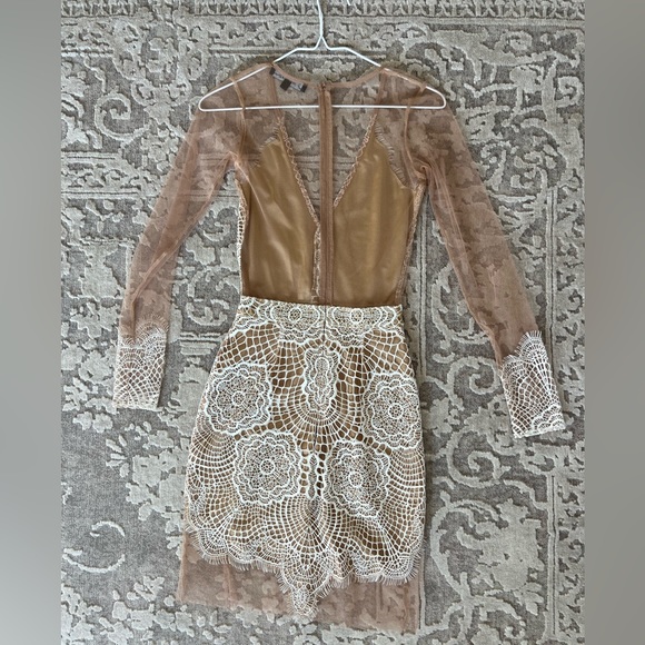 For love and lemons Antigua dress - Picture 5 of 7